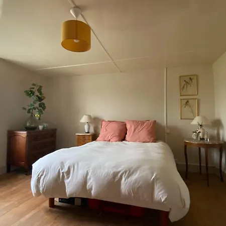 Charming And Comfortable In * Melay