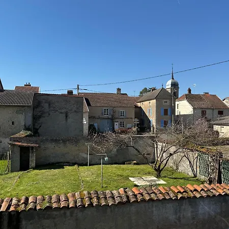 Charming And Comfortable In Nyaraló
